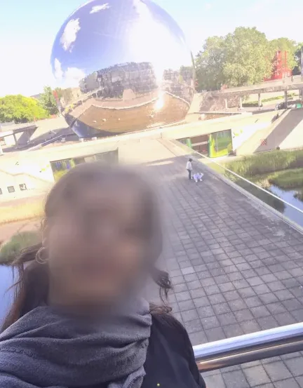 Emily, 37
