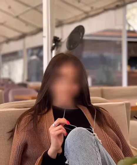Melina, 26