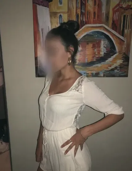 Pia, 32
