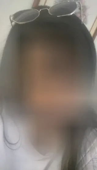 Saskia, 33
